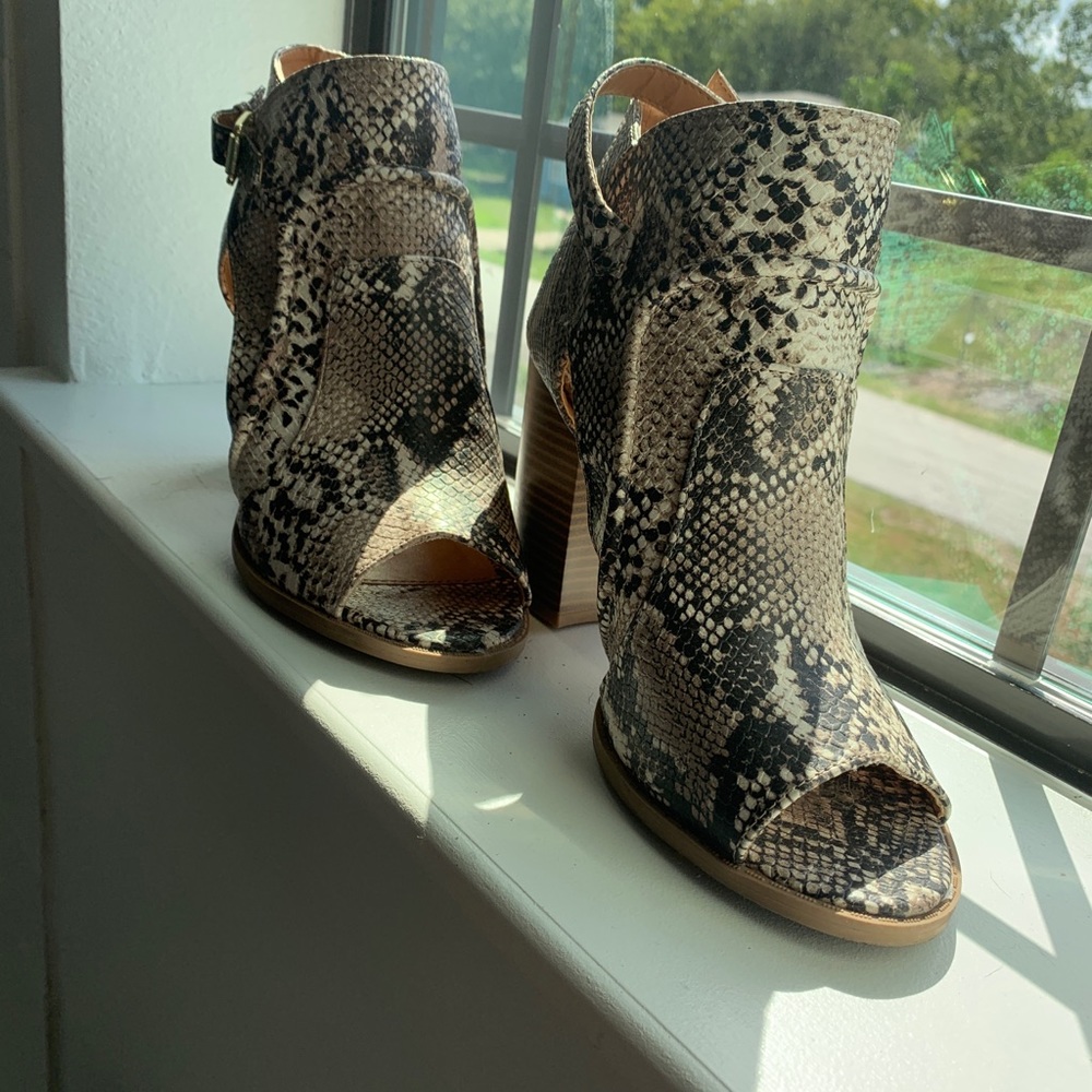 Open toe booties